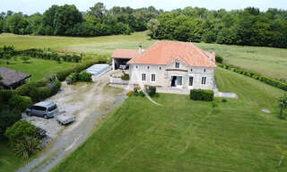 Maison 8 Pièces 266 m² à vendre à Jonzac (17500)