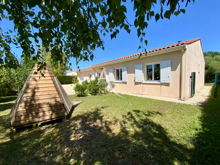Maison de plain-pied à Cierzac de 120 m2 — photo 1
