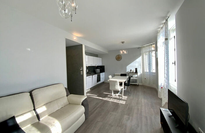 Très bel appartement MEUBLE 1 chambre - Jonzac centre ville — photo 5