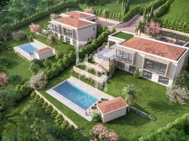 A vendre à Mougins, terrain à diviser en 2 villas avec permis de construire purgé — photo 1
