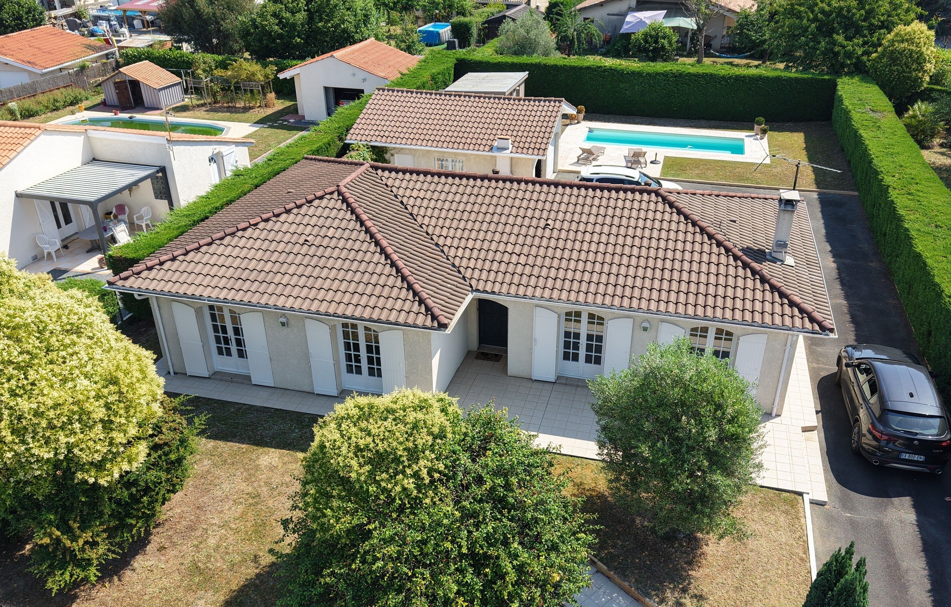 Maison 4 pièces 107 m² - double garage -terrain de 946 m² - Sainte-Eulalie (33560)