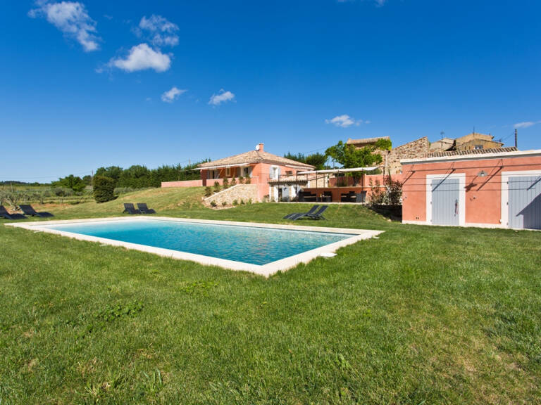 Belle Bastide avec piscine vue panoramique  et oliveraie — photo 1