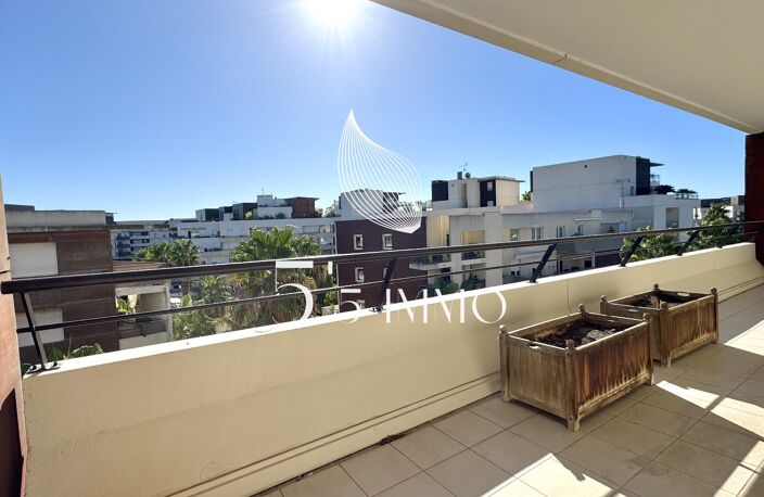 APPARTEMENT 4 PIECES / PLEIN COEUR PORT MARIANNE — photo 5