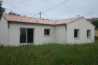 Maison 4 pièces 894 €