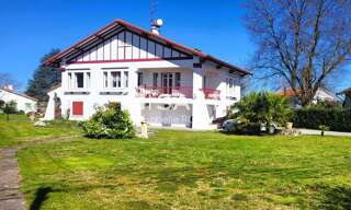 Maison 10 Pièces 225 m² à vendre à Bordes (64510)