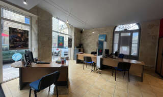 Commerce  124 m² à louer à Libourne (33500)