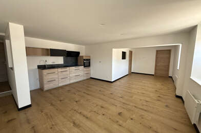 Appartement 3 pièces 750 €