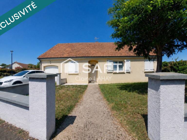 Maison familiale avec piscine, jardin et garage — photo 1