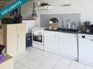 Maison familiale avec piscine, jardin et garage — photo 4