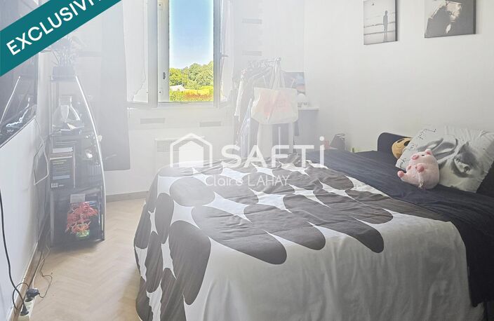 Maison familiale avec piscine, jardin et garage — photo 5
