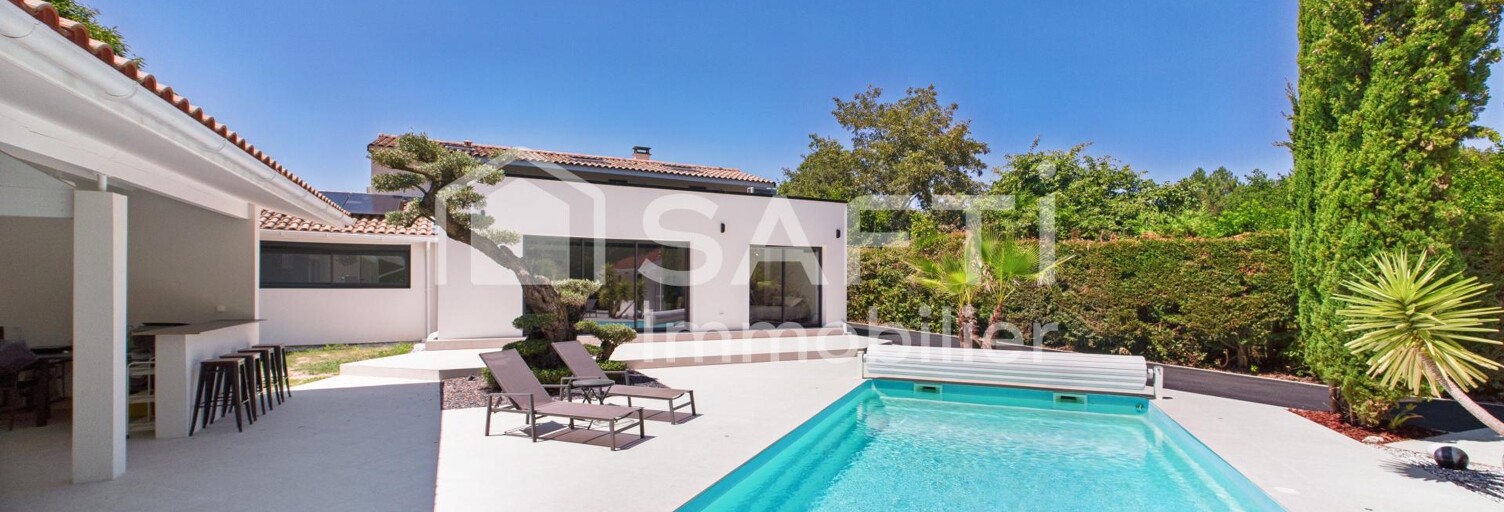 Maison 7 Pièces 260 m² à vendre à Saint-Aubin-de-Médoc (33160)