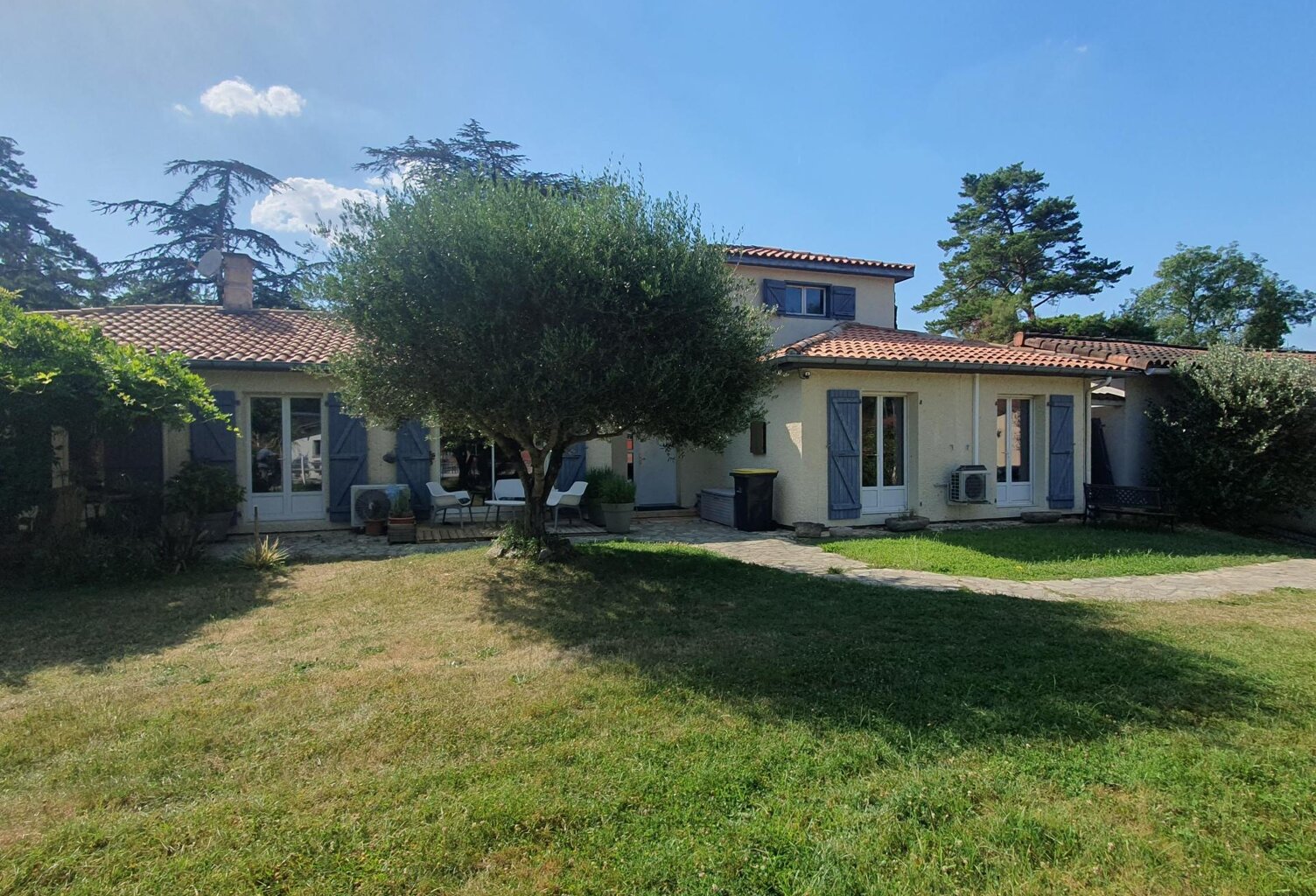 Charmante maison de 225 m² — photo 1