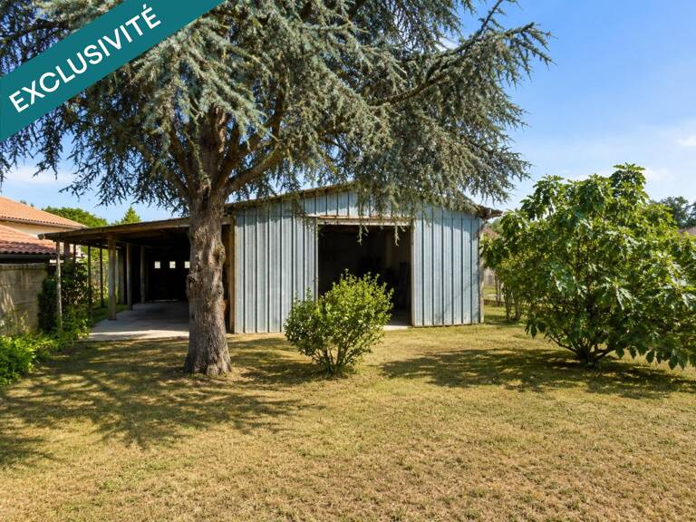 Hangar / garage de stockage sur parcelle d'environ 550 m² — photo 1
