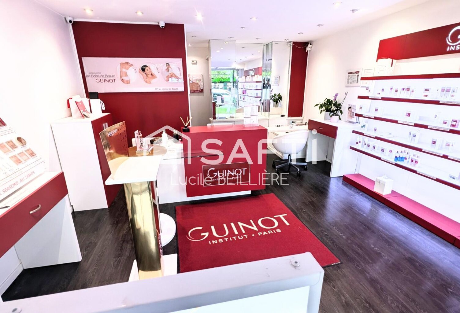 FONDS DE COMMERCE A VENDRE 60m2 Emplacement privilégié au CENTRE VILLE DE GAGNY 93220 — photo 1