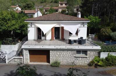 Charmante villa rénovée T4 de 100m² avec grand garage en rez-de-chaussée, grande terrasse avec vue dégagée et jardin. — photo du bien