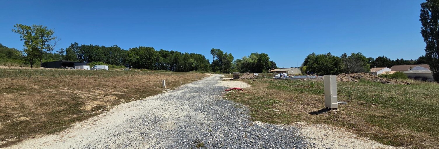 Terrain  586 m² à vendre à Boisredon (17150)