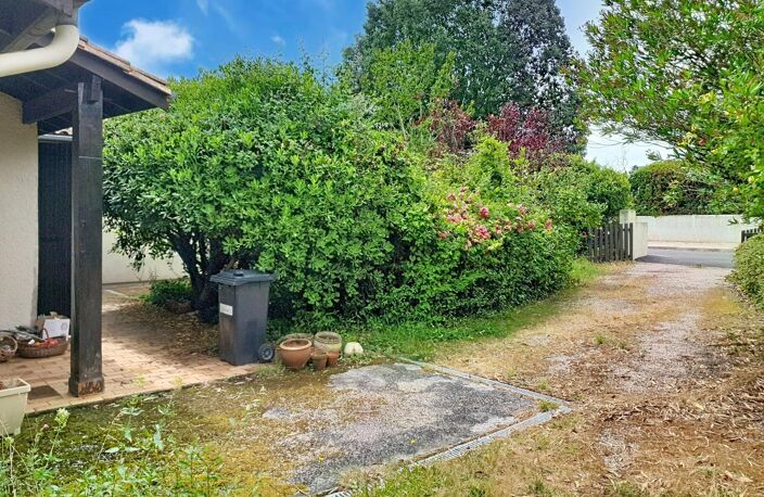Grande maison T6 avec grand jardin — photo 3