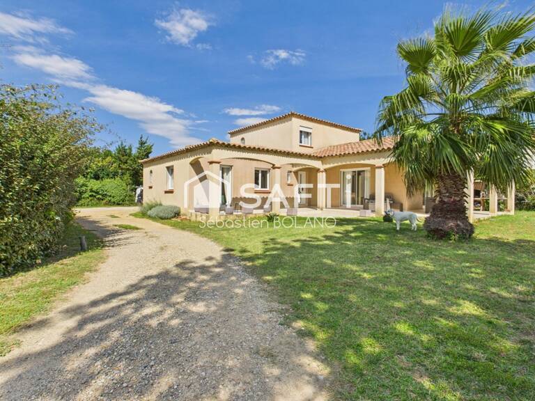 Villa lumineuse de 160 m², grand séjour de 83 m², suite parentale et jardin arboré. — photo 1