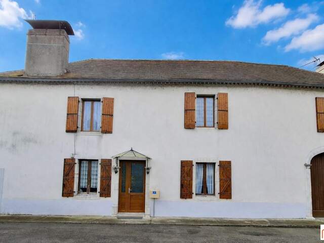 Maison de caractère  5 chambres  Beaux volumes — photo du bien
