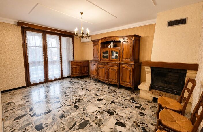 Maison Les Saintes-Maries-de-la-Mer, 3 chambres, cour intérieure et garage. — photo 2