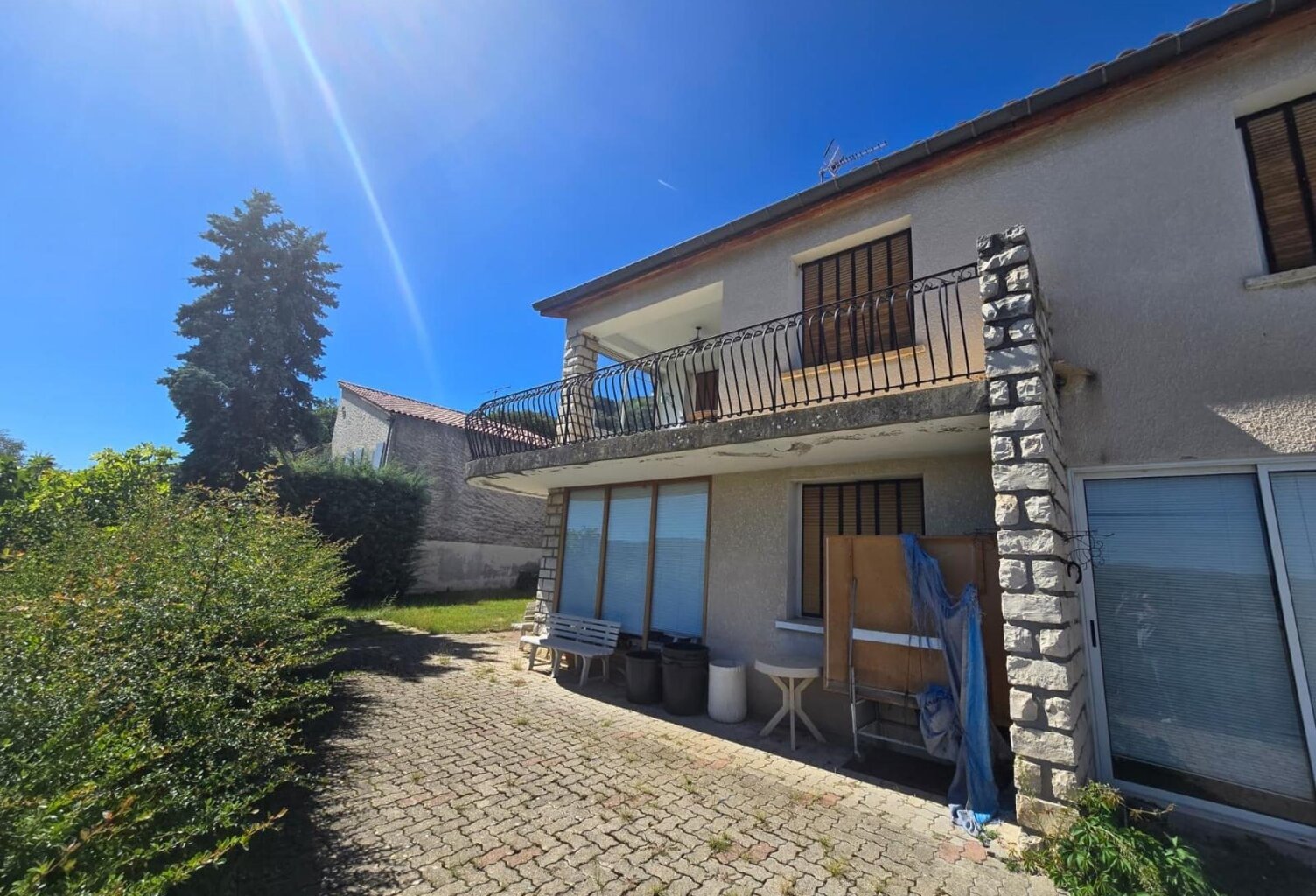 VILLA 157 m² - olivette, Double garage et atelier — photo 1