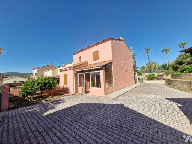 Maison 5 pièces 98 m² à Hyères — photo du bien