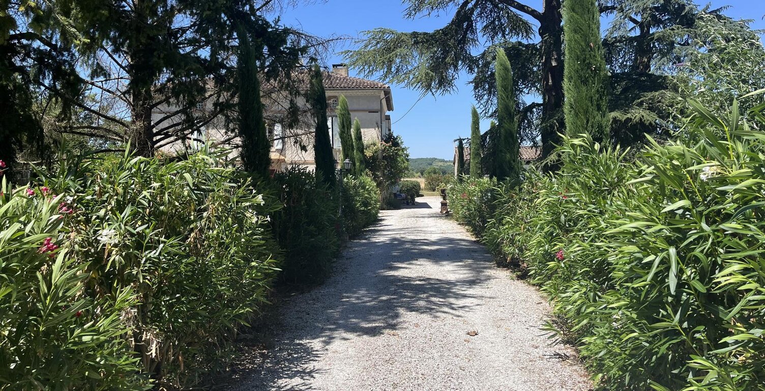 Propriété avec Gîte — photo 1