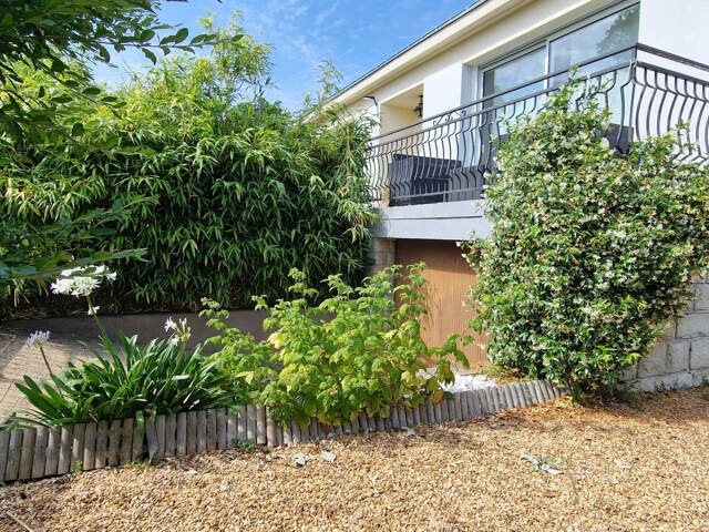 MAISON FAMILIALE 1971   3 CHAMBRES   SOUS-SOL COMPLET   SAIN — photo du bien