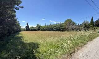 Terrain  4000 m² à louer à Salon-de-Provence (13300)