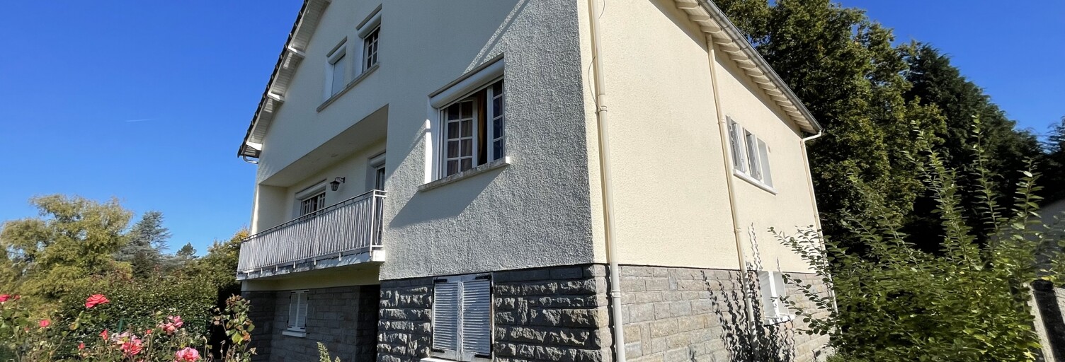 Maison 8 Pièces 257 m² à vendre à Peyrat-le-Château (87470)