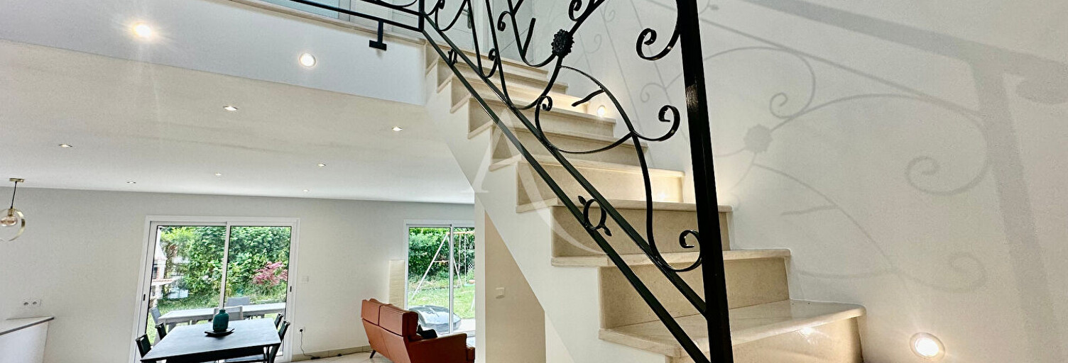 Maison 6 Pièces 146 m² à vendre à Donnery (45450)