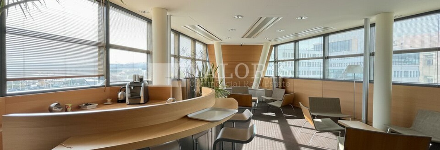 Bureau  10436 m² à louer à Saint-Étienne (42000)