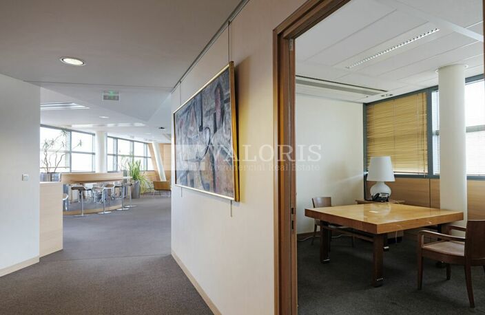 BUREAUX à LOUER — photo 3