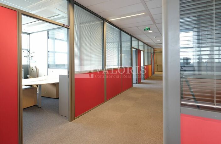 BUREAUX à LOUER — photo 4