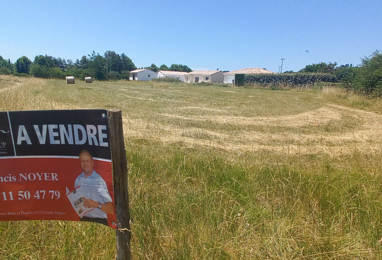 Rabastens Terrain de 941 m2  Plat Proche de toutes commodités — photo 1