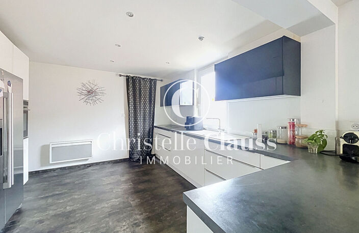Immeuble Village Neuf 12 pièce(s) 355 m2 — photo 3