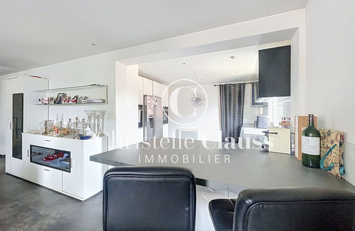 Immeuble Village Neuf 12 pièce(s) 355 m2 — photo 5