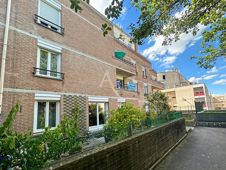 Appartement 4 pièces de 91 m² avec balcon et box à Cergy — photo 1