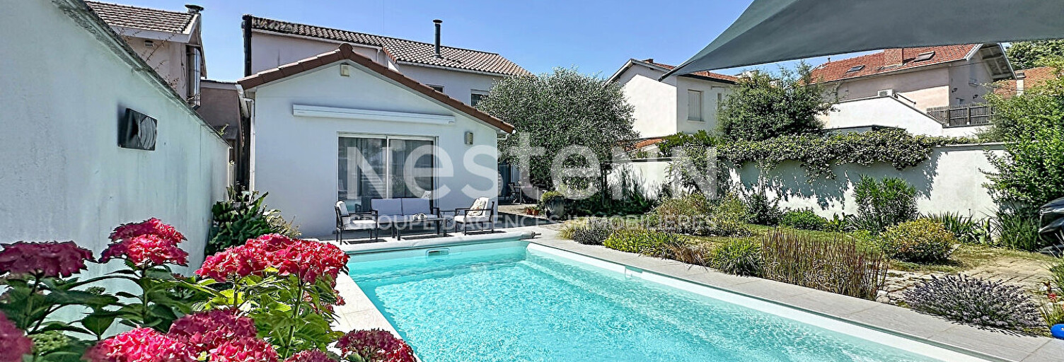 Maison 5 Pièces 194 m² à vendre à Bron (69500)