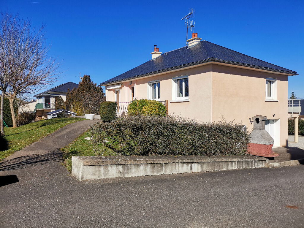 Villa / Maison  T5 à louer Sébazac-Concourès 12740