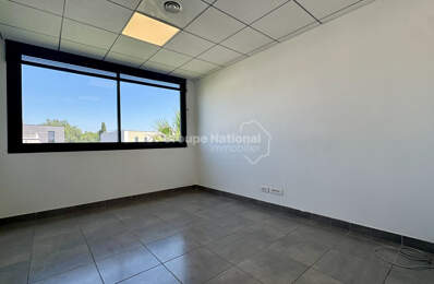 Parc Georges Besse - Local professionnel de 42 m² ? Immeuble L'Altis — photo du bien