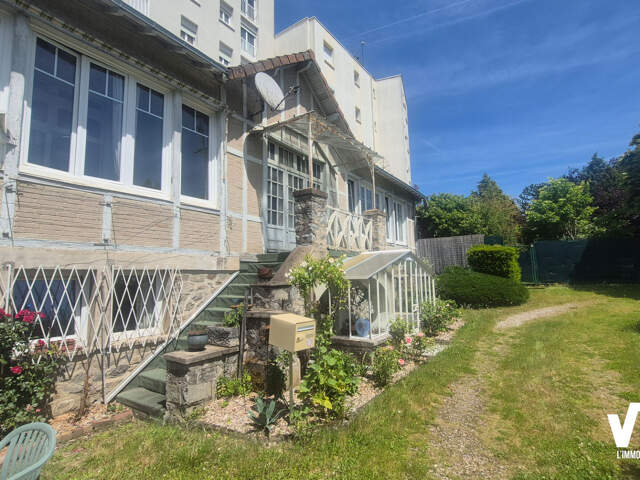UNIQUE, Quartier ouest, maison début XX siècle — photo du bien
