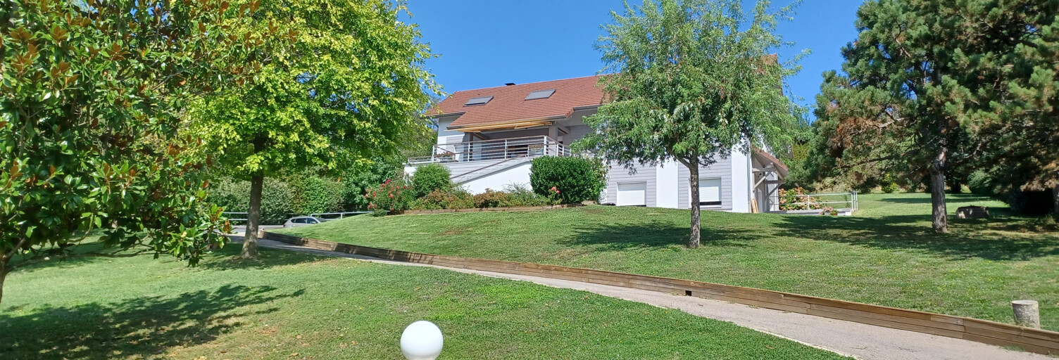 Maison 8 Pièces 225 m² à vendre à Morestel (38510)