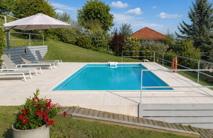BELLE MAISON FAMILIALE de 225 m2 avec vue panoramique, piscine et appartement indépendant — photo 3