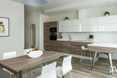 Appartement 3 pièces 256000 €
