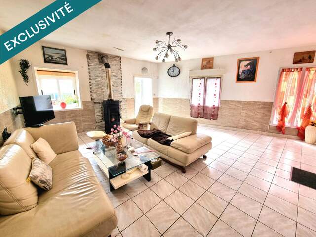 Maison à rénover — photo du bien