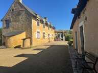Un manoir, un véritable morceau d'histoire où chaque pierres raconte plus de 5 siècles. — photo 3
