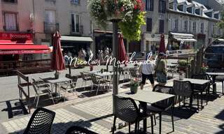 Commerce 22 Pièces 2500 m² à vendre à Laguiole (12210)