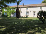 CHARENTAISE 12 pièces - 307 m2 sur 2569 M2 de terrain - SAINT SULPICE DE ROYAN — photo 4