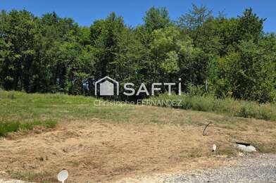 Terrain  24000 €